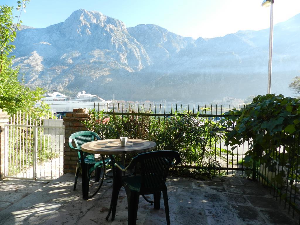 Apartment Mimosa Kotor Kamer foto