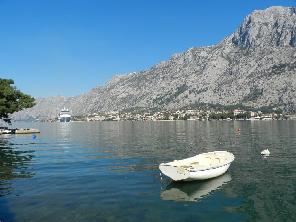 Apartment Mimosa Kotor Kamer foto