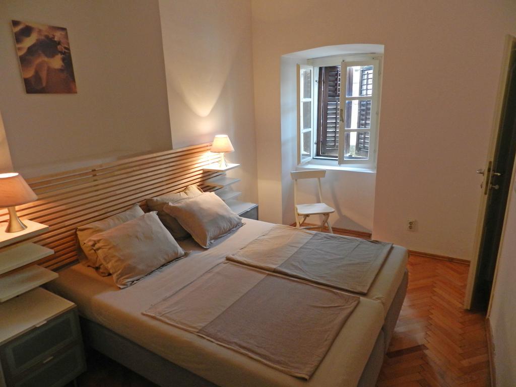 Apartment Mimosa Kotor Kamer foto