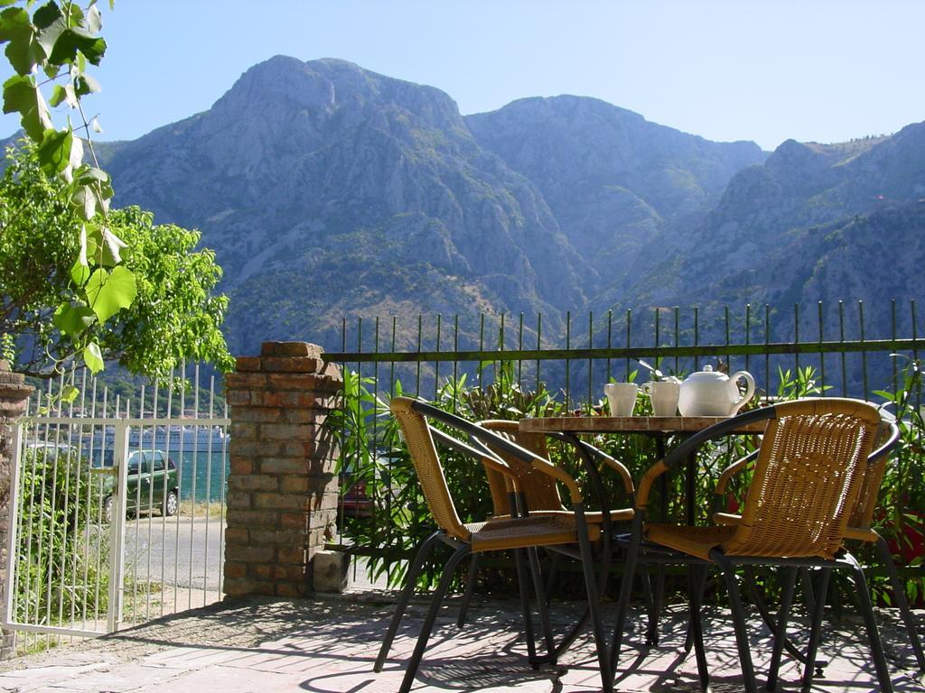Apartment Mimosa Kotor Kamer foto